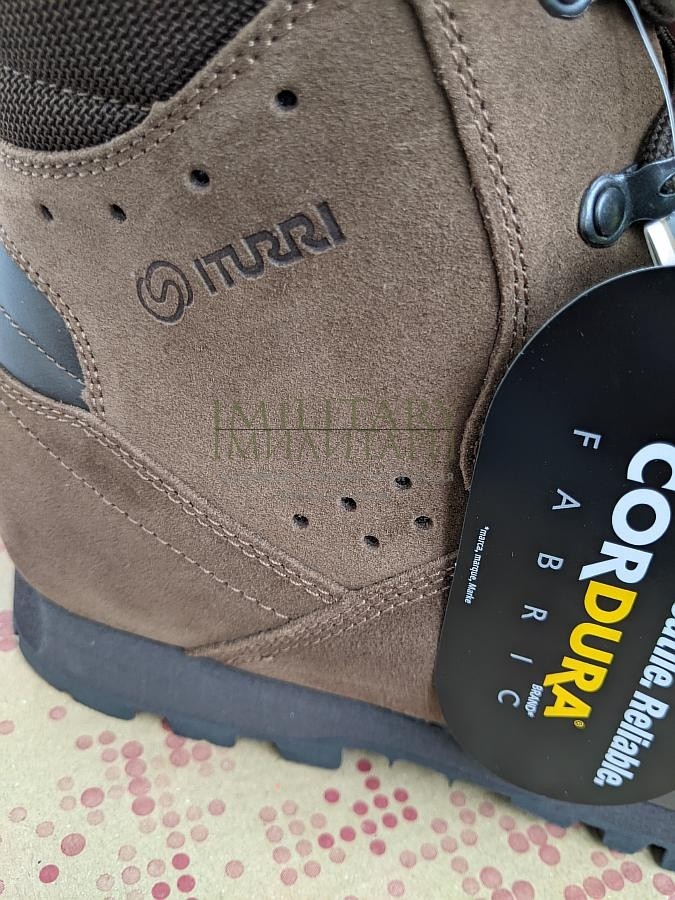 Iturri desert sales boots